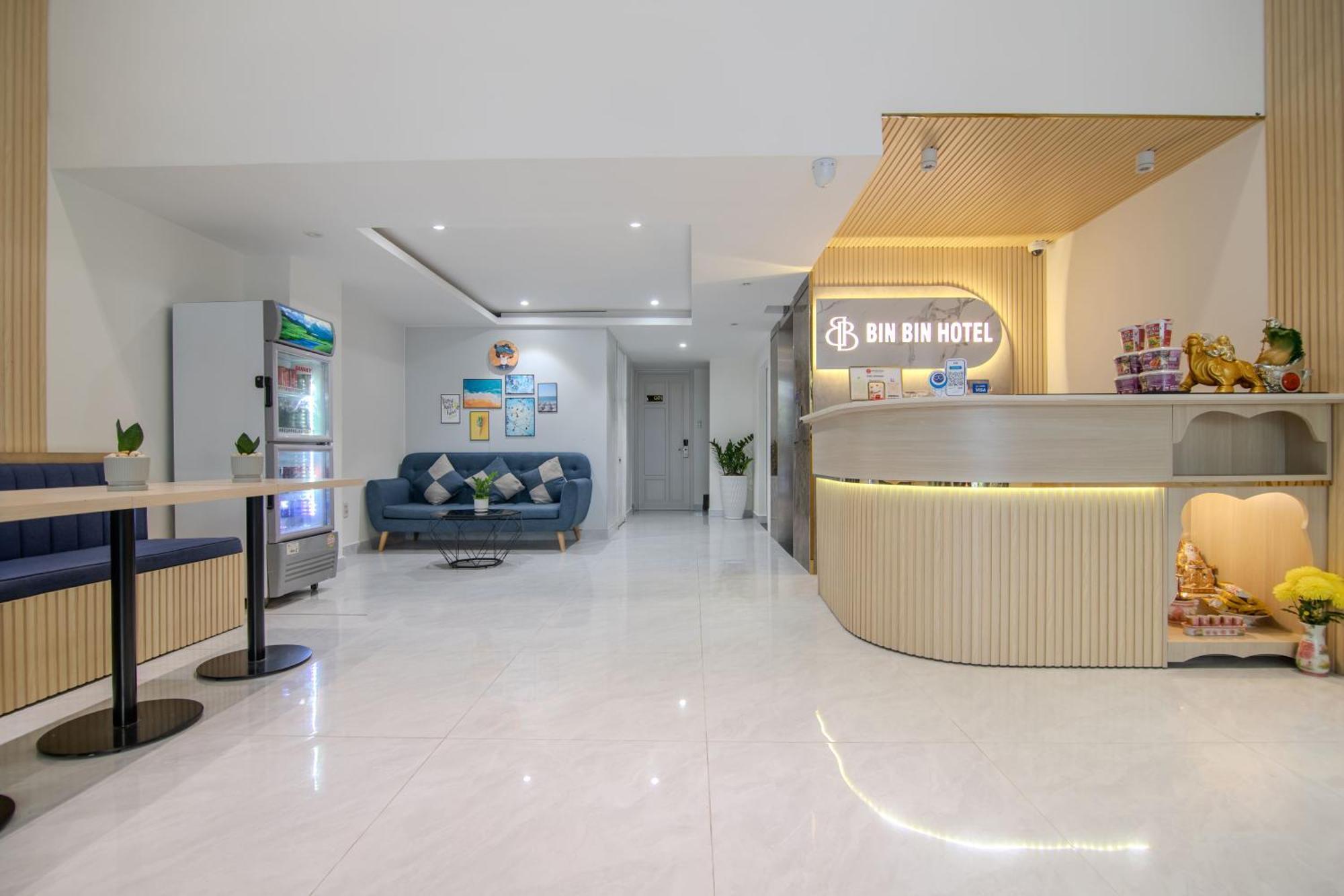 Bin Bin Hotel 6 - Near Secc D7 Хошимин Экстерьер фото